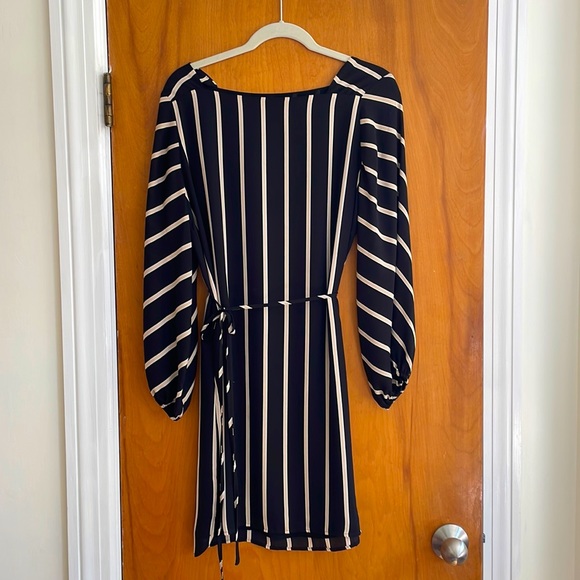 LOFT Dresses & Skirts - Loft Dress, Size S simple tie waist, horizontal stripes, extremely flattering!